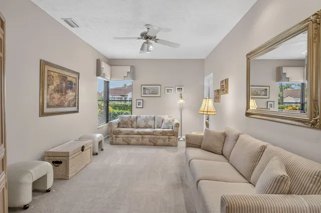 Residence photo 29