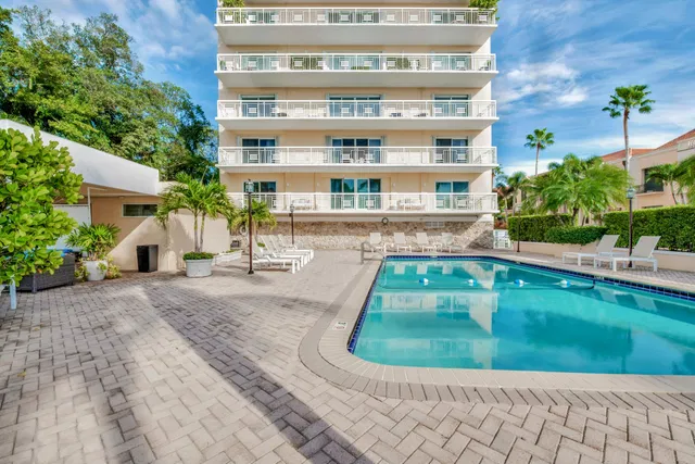 North End Palm Beach Unit 504 photo 5