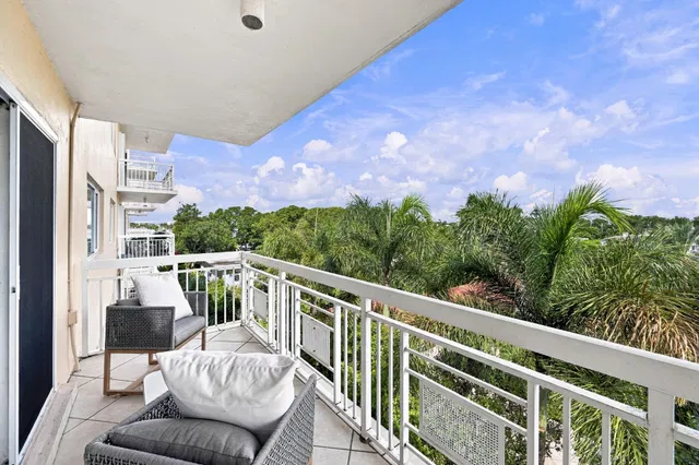 North End Palm Beach Unit 504 photo 9