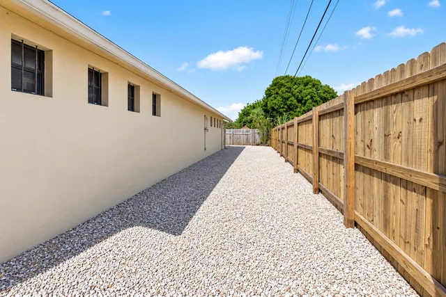 Residence photo 34