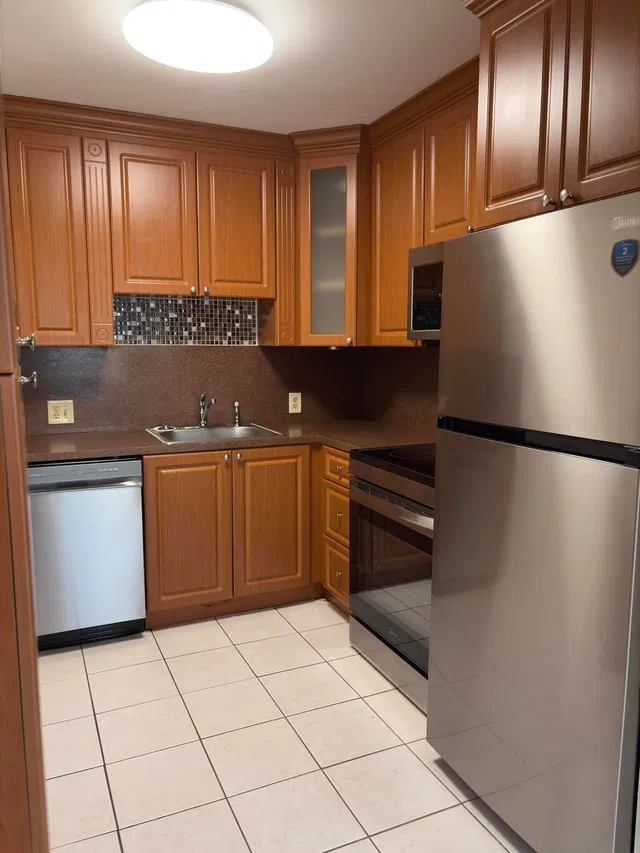 Residence photo 2