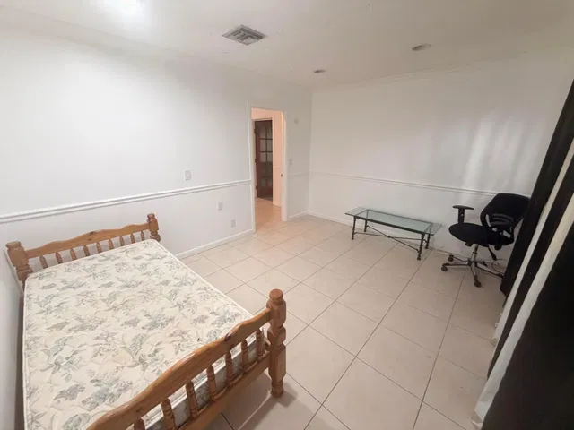 Residence photo 20
