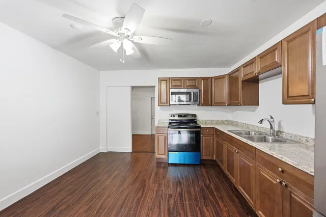 Residence photo 9