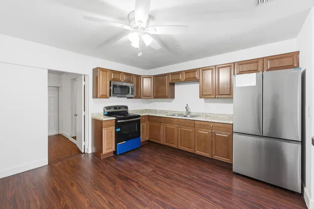 Residence photo 10