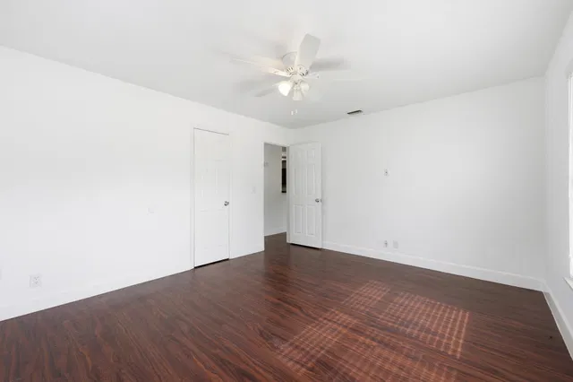 Residence photo 15