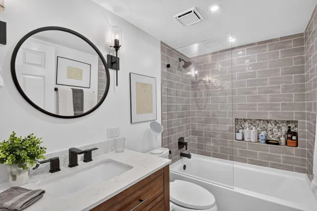 Unit C1 photo 26