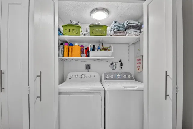 Unit C1 photo 28