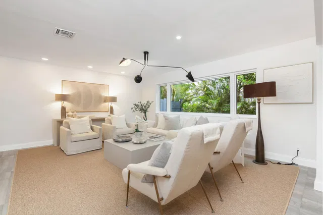 SoSo West Palm Beach Residence photo 7