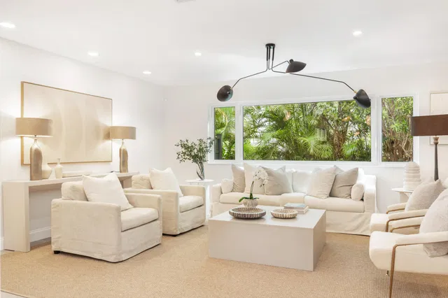 SoSo West Palm Beach Residence photo 8