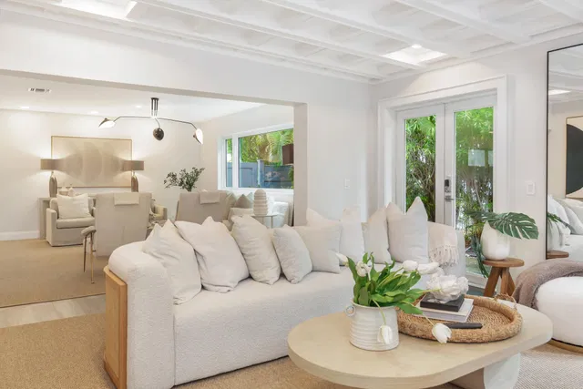SoSo West Palm Beach Residence photo 10