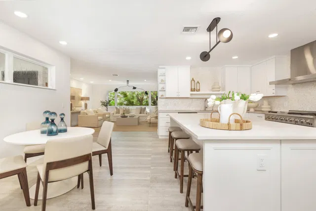 SoSo West Palm Beach Residence photo 17