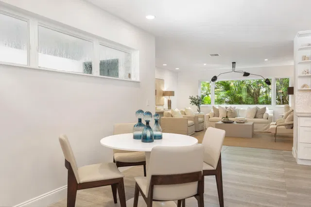 SoSo West Palm Beach Residence photo 18