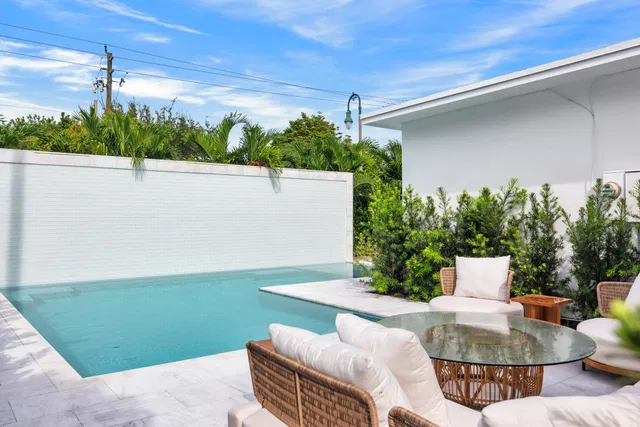 SoSo West Palm Beach Residence photo 33