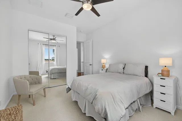Residence photo 43