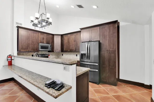 Residence photo 27