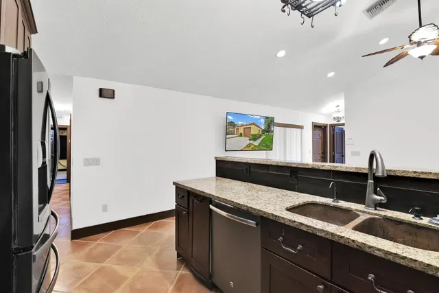 Residence photo 29