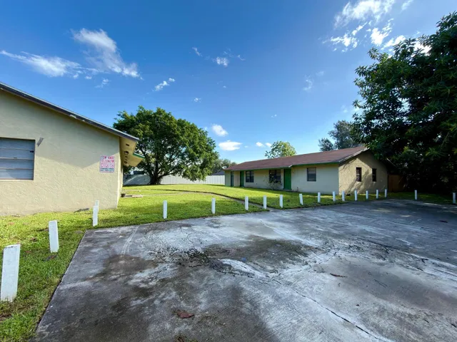 Residence photo 15