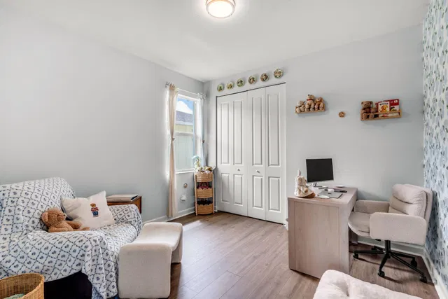 Residence photo 22