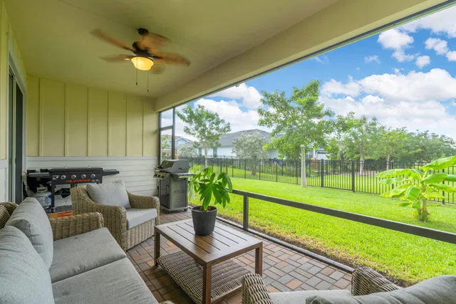 Residence photo 28