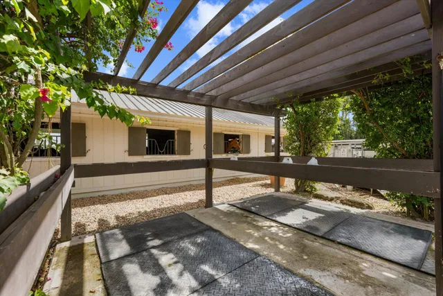 Residence photo 37