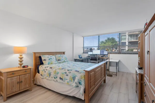  Unit 212 photo 14