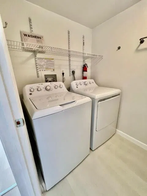 Unit 306 photo 20