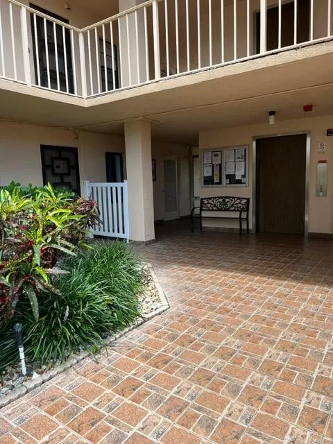 Unit 306 photo 25