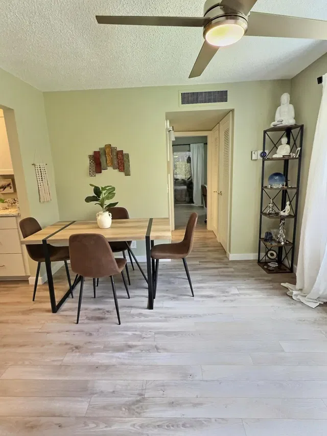 Residence photo 7