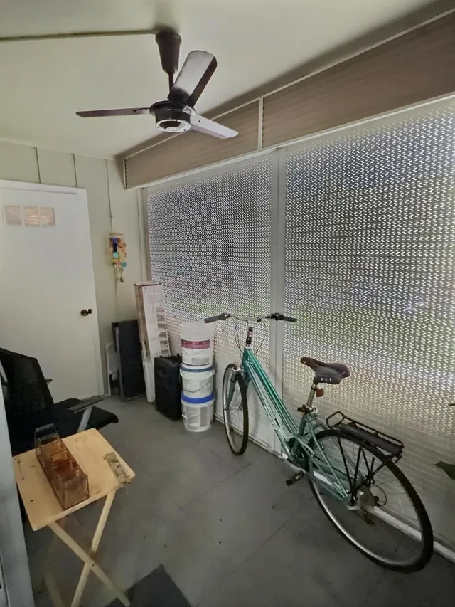 Residence photo 20