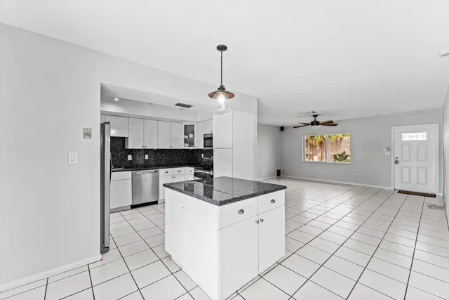 Residence photo 20