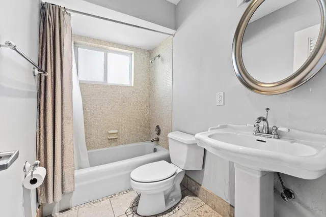 Residence photo 30
