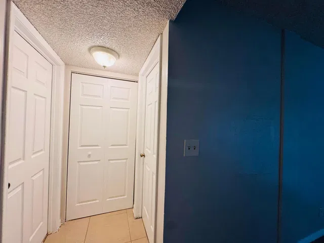 Unit 102 photo 16
