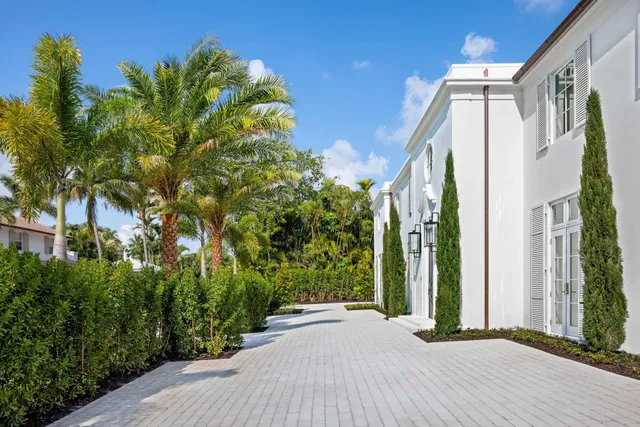North End Palm Beach Residence photo 4