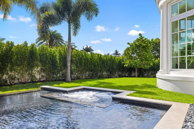 North End Palm Beach Residence photo 32