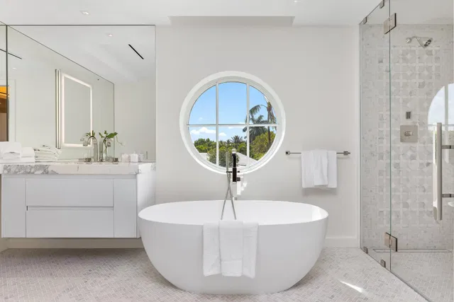 North End Palm Beach Residence photo 59