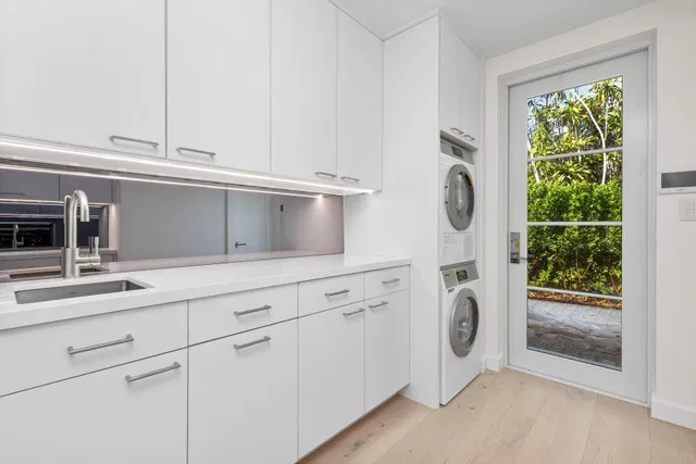 North End Palm Beach Residence photo 68