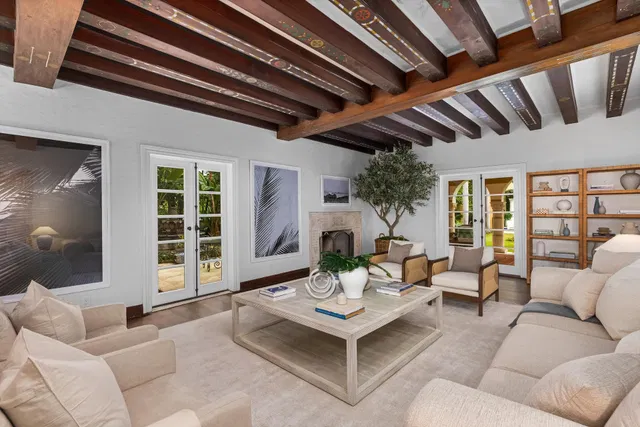 Royal Park Residence photo 5