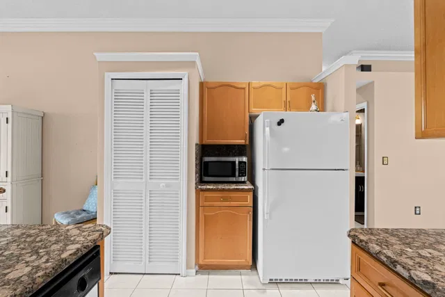  Residence photo 11