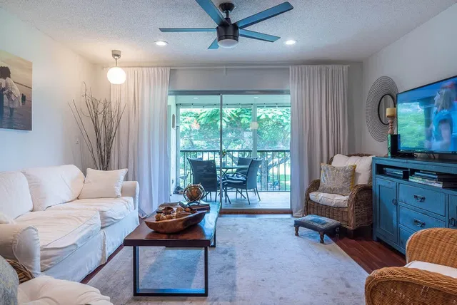  Unit 2020 photo 6