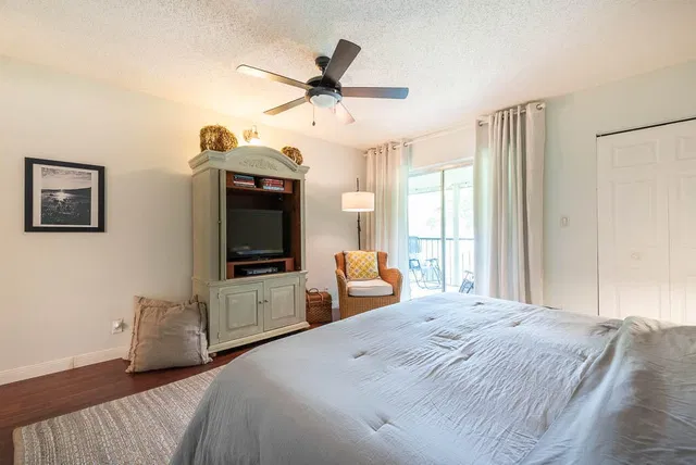  Unit 2020 photo 18