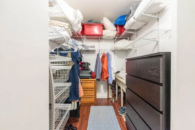  Unit 2020 photo 20