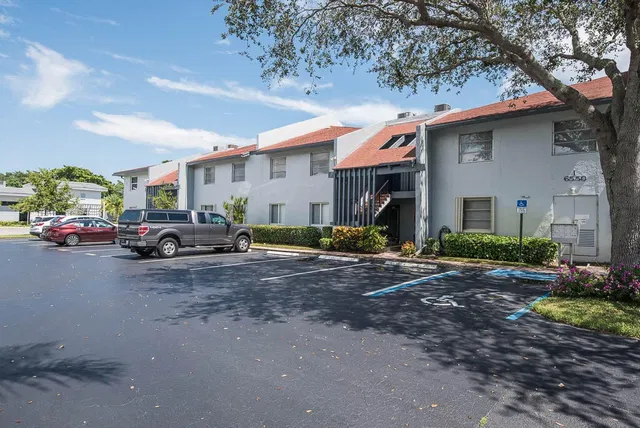  Unit 2020 photo 30