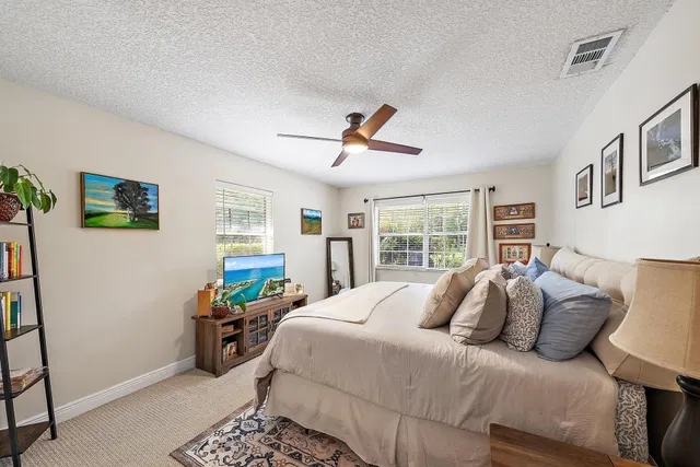  Residence photo 8