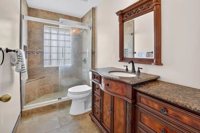  Residence photo 23