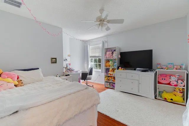  Residence photo 28