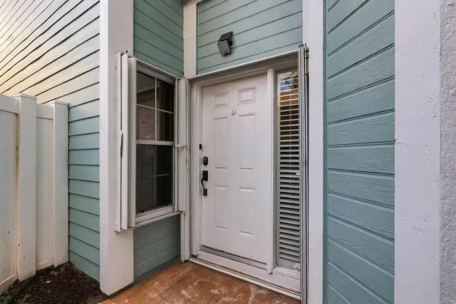 Residence photo 4