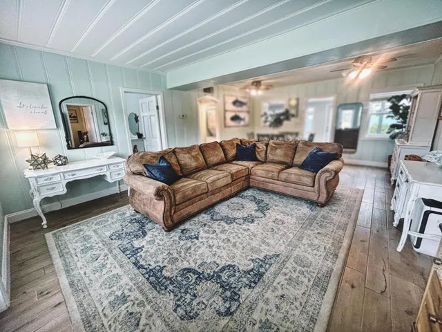 Residence photo 6