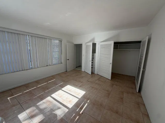 West Palm Beach Residence photo 5