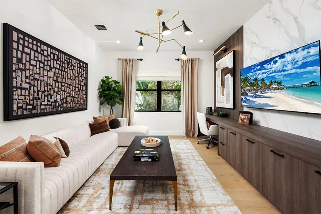 Residence photo 6