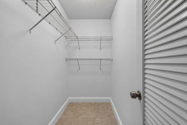 Unit 318 photo 30